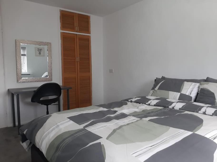Entire Rental, Easy Reach To Etihad Stadium Manchester Zewnętrze zdjęcie
